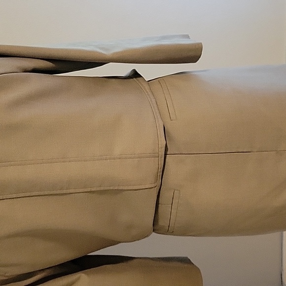 Isabel & Nina 2pc Gray Suit - Picture 6 of 7